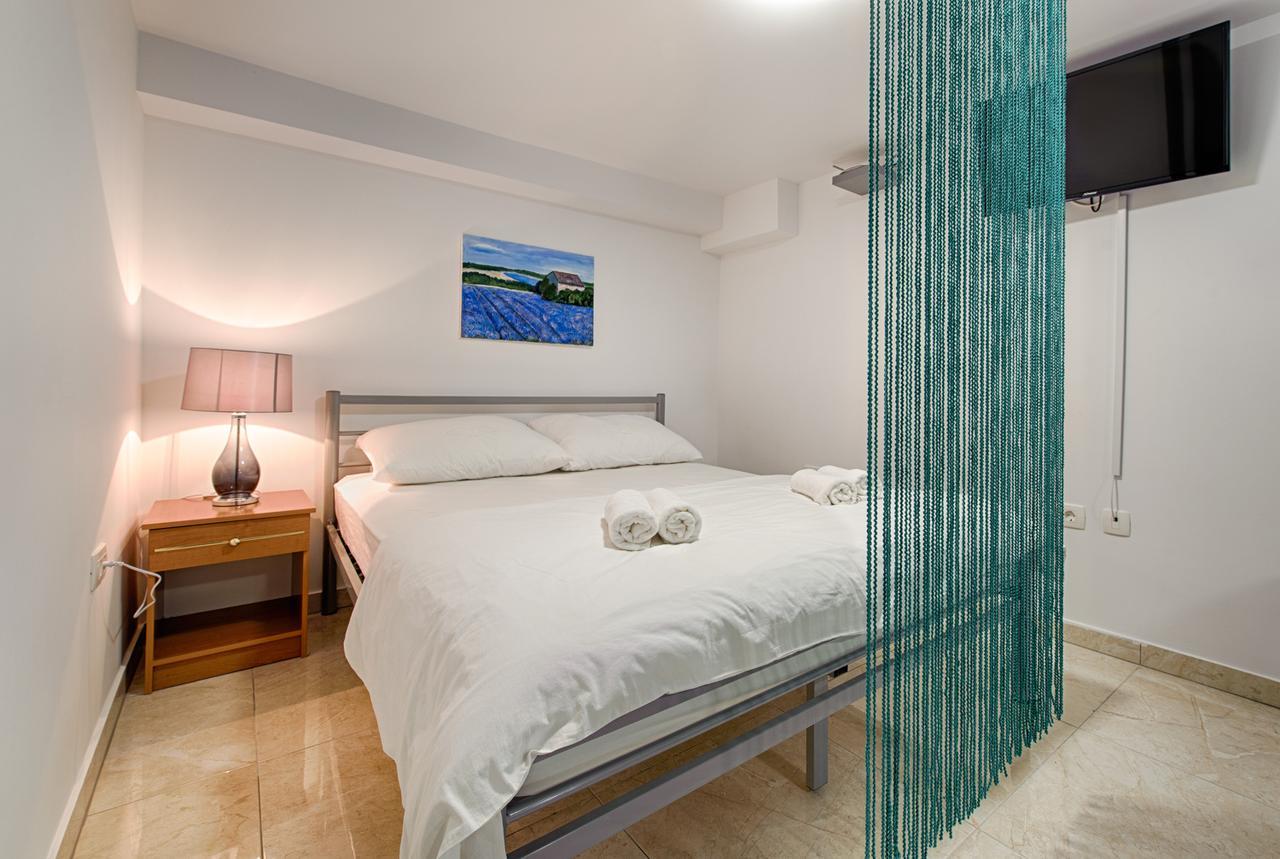 Cezar Luxury Apartment Omiš Exterior foto